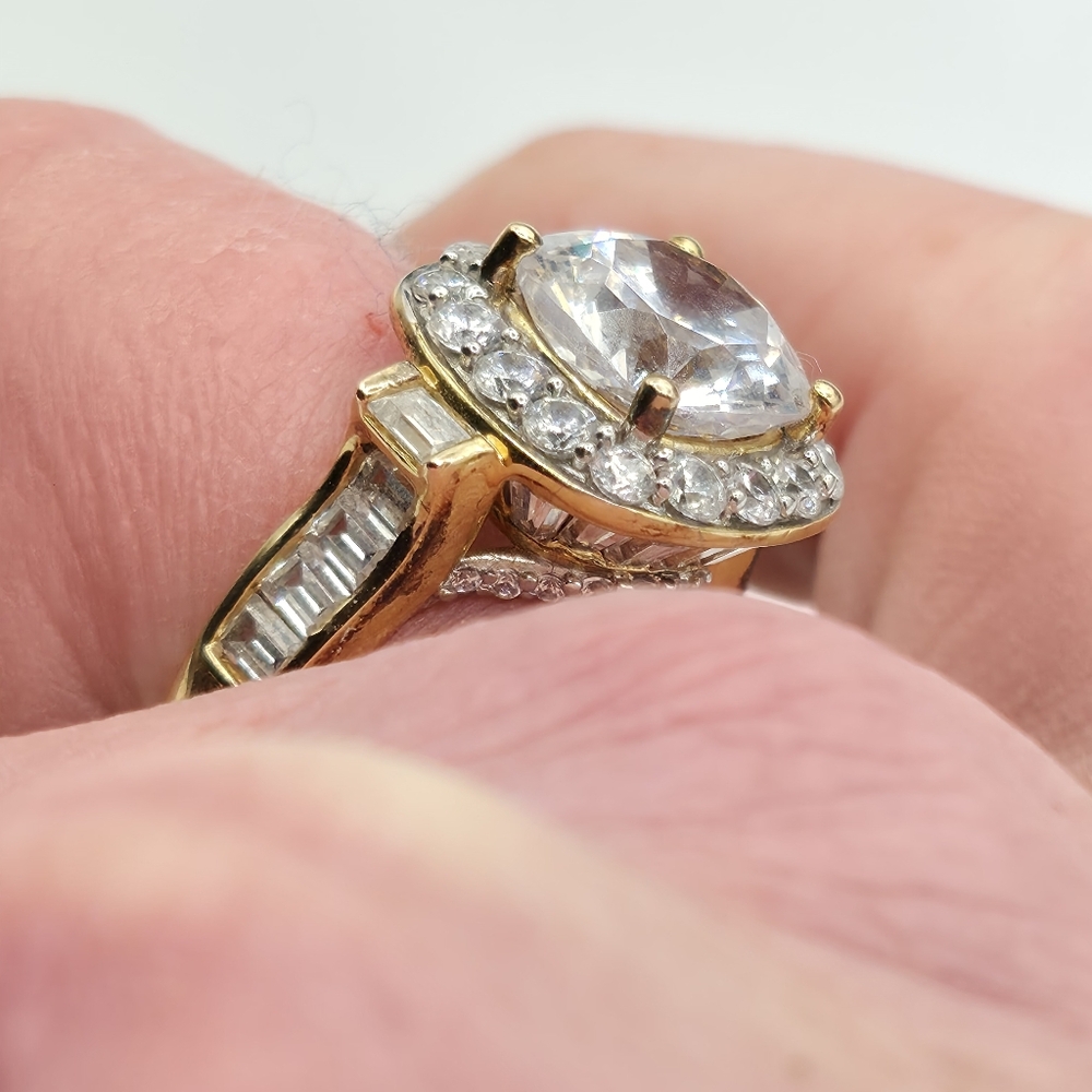 Extraordinary Sparkling Clear Quartz Victoria Wieck  Ring And Pendant Set - Picture 13 of 17